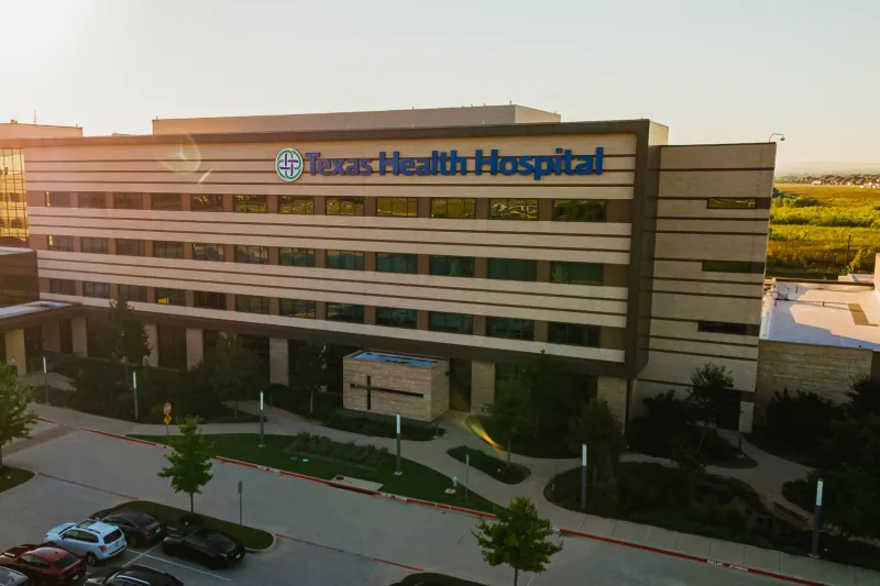 Drone shot of the exterior of Texas Health Hospital Mansfield